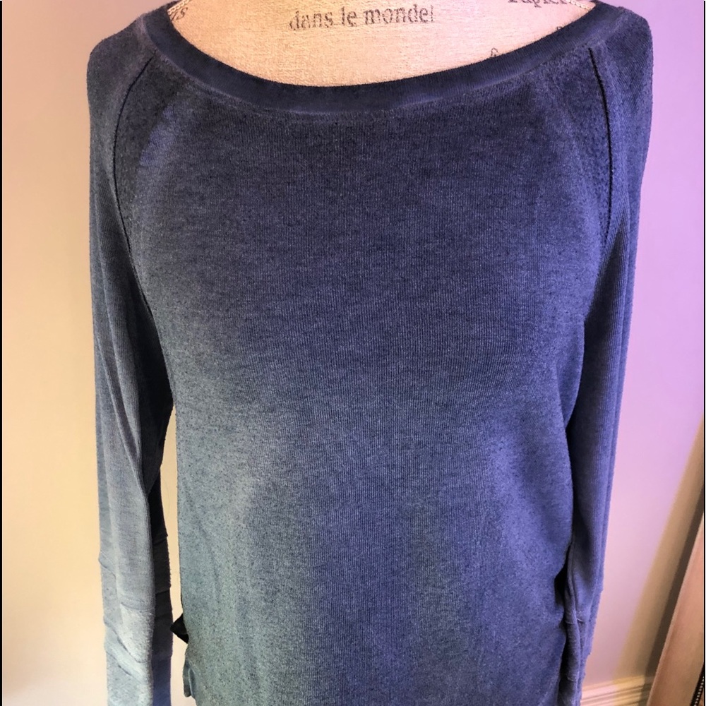 Wore once , sweatshirt